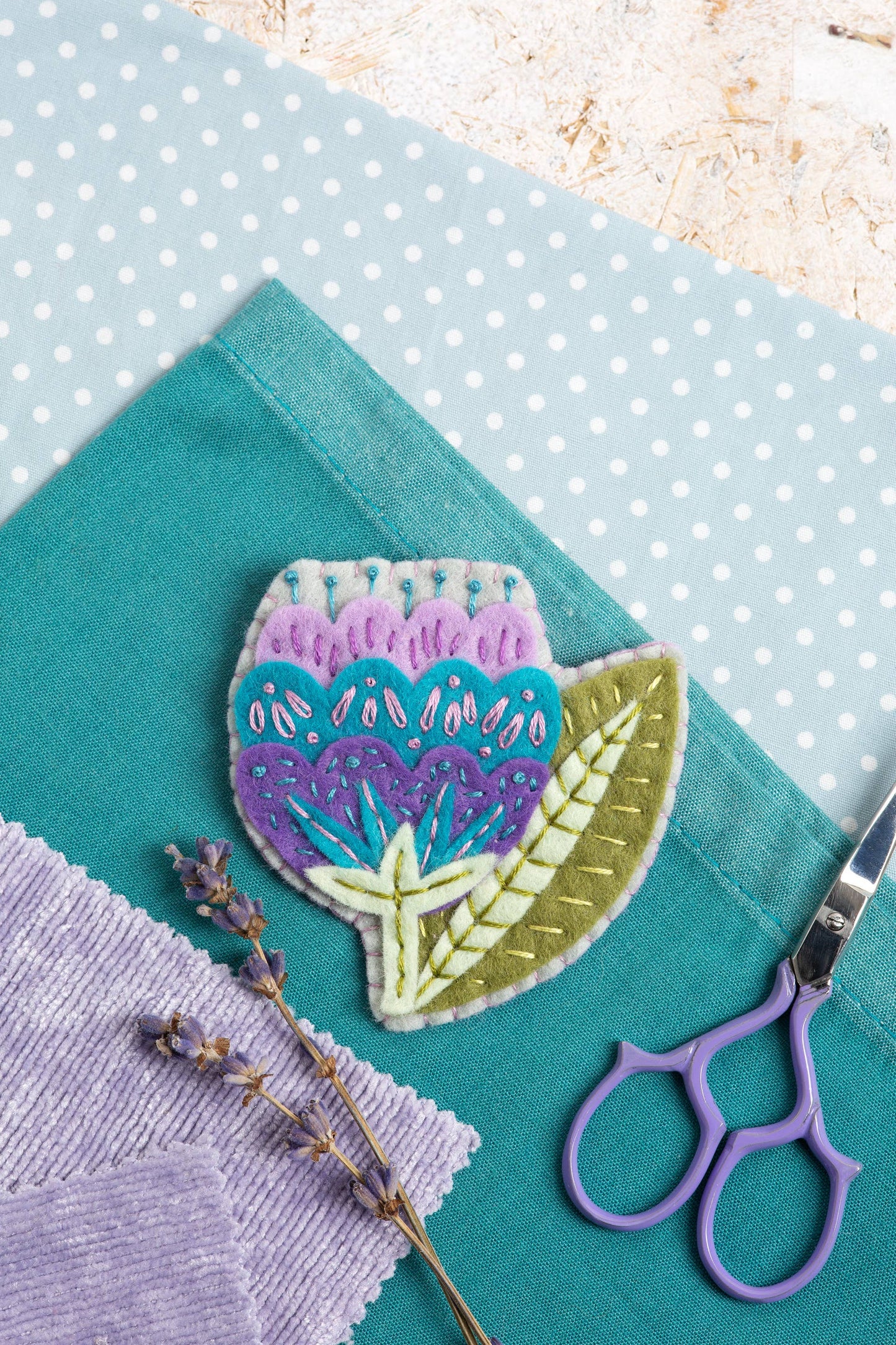 Vita Flower Felt Craft Brooch Kit | Complete Craft Kit