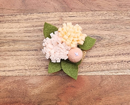 Felt Flower Magnet: Peachy Pink