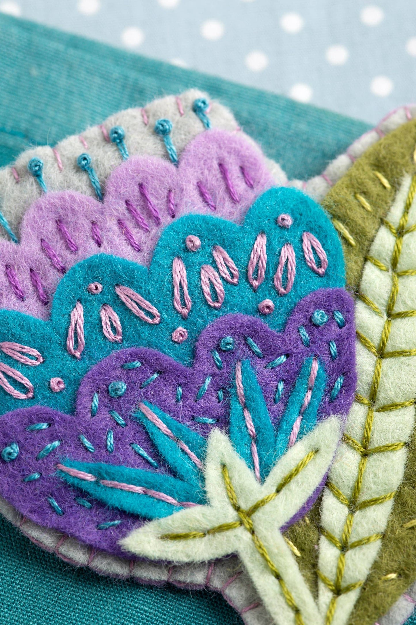 Vita Flower Felt Craft Brooch Kit | Complete Craft Kit