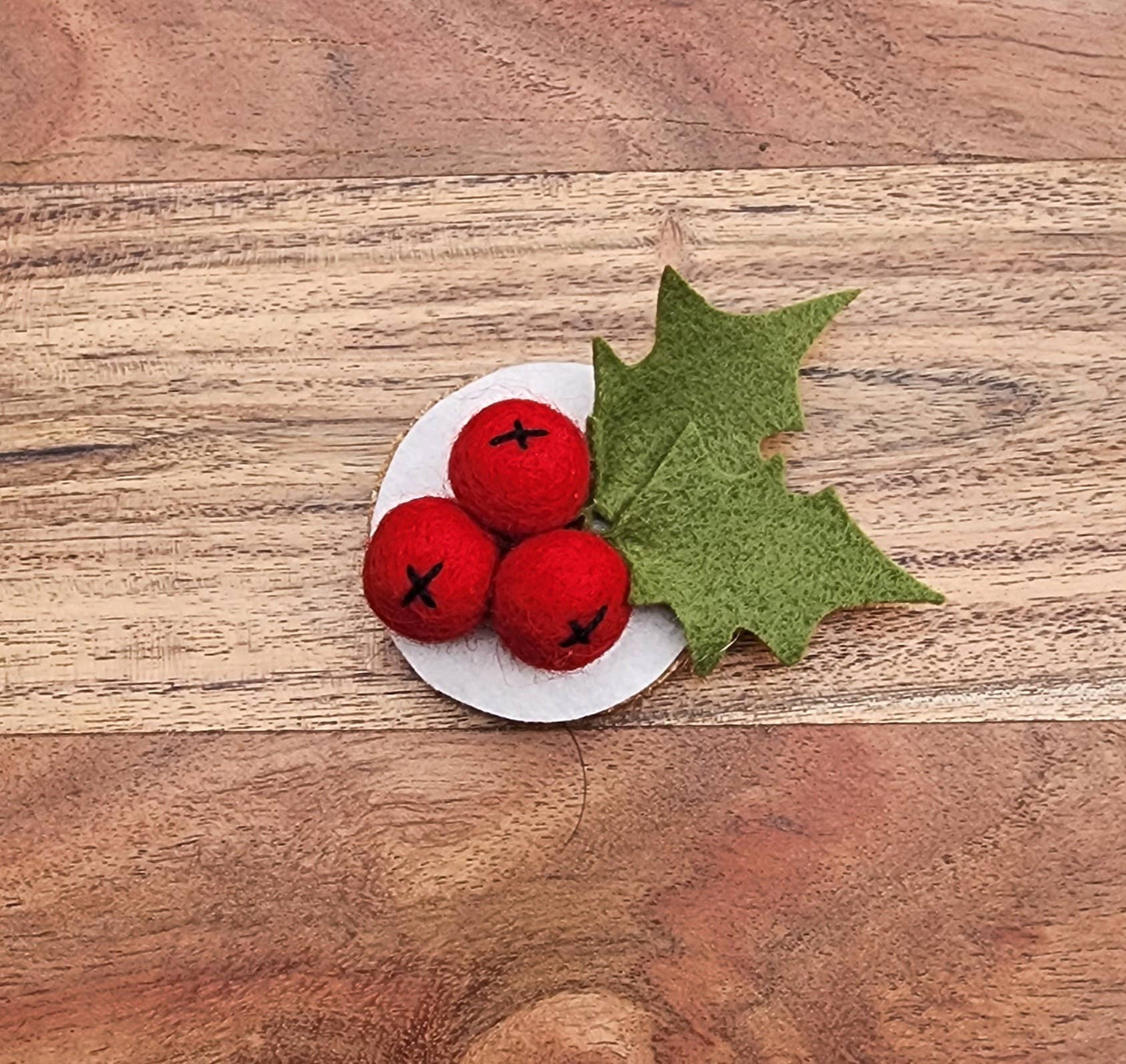 Felt Flower Magnet: Peachy Pink