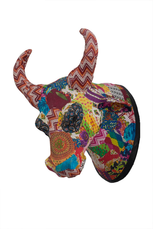 MENDING LARGE COW WALL MOUNT RECLAIM CLOTH