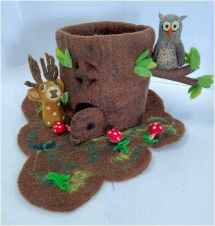 Felt Play House - Forest Stump House -
