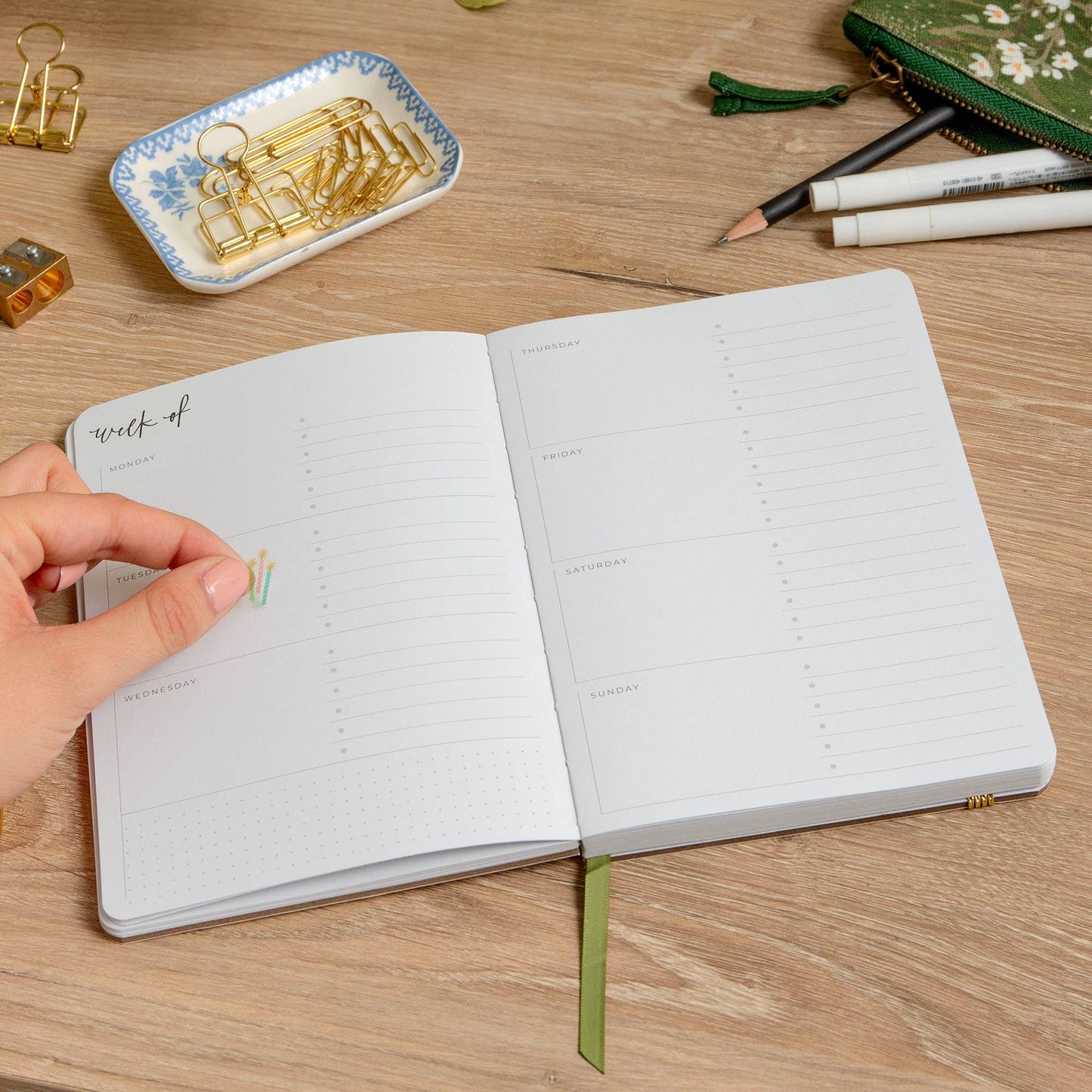 Clio Petite Planner: Undated