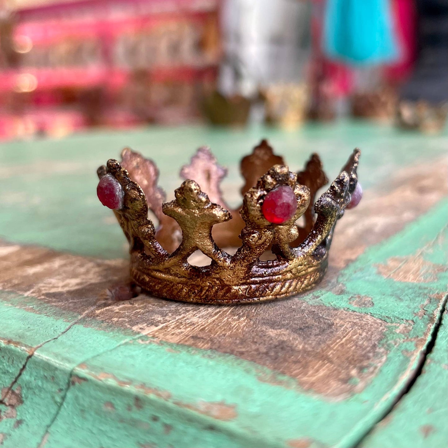 Mini Crowns: Traditional Clear