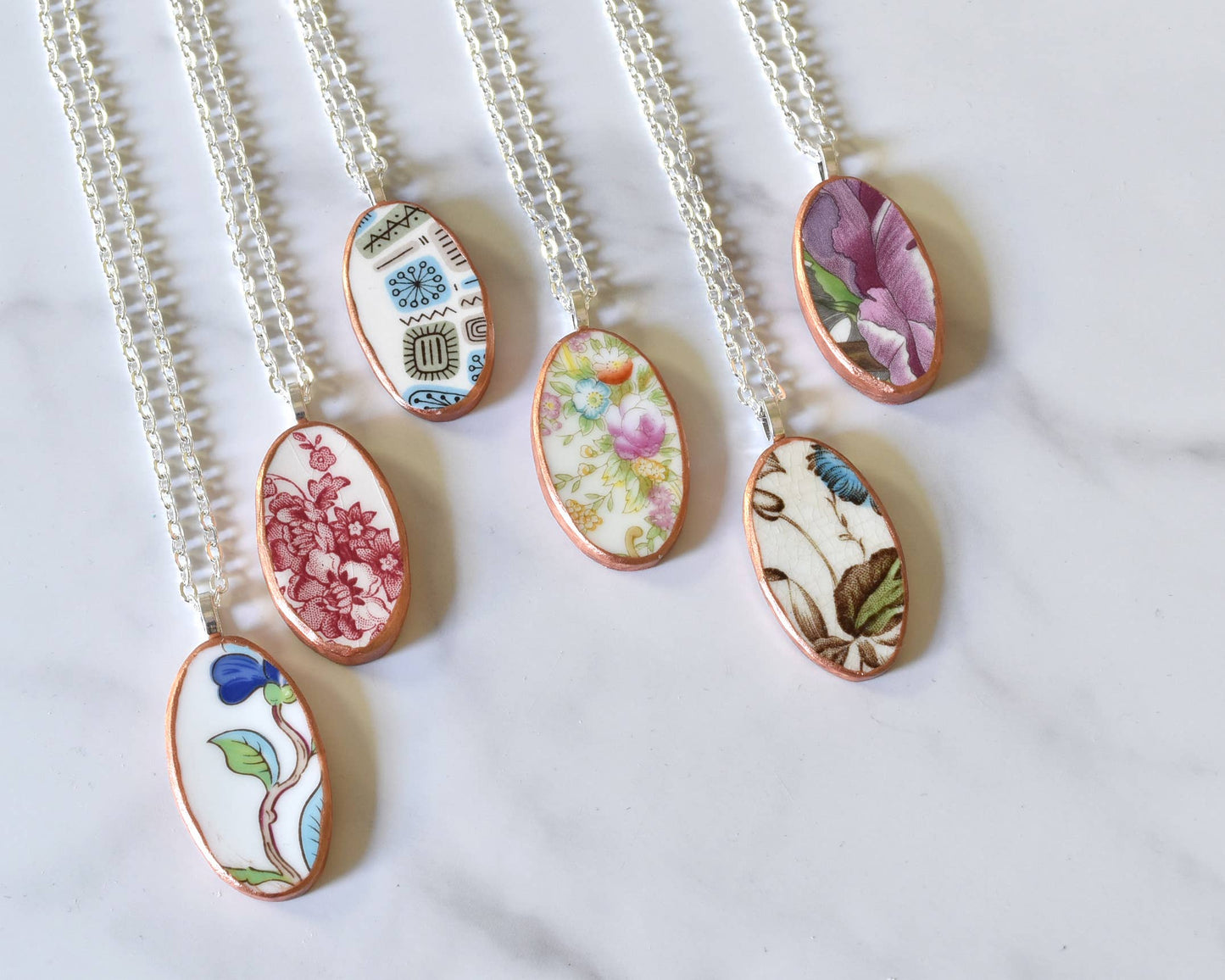 Broken Plate Oval Necklace : Mixed Patterns / Rose Gold Porcelain Paint (standard)