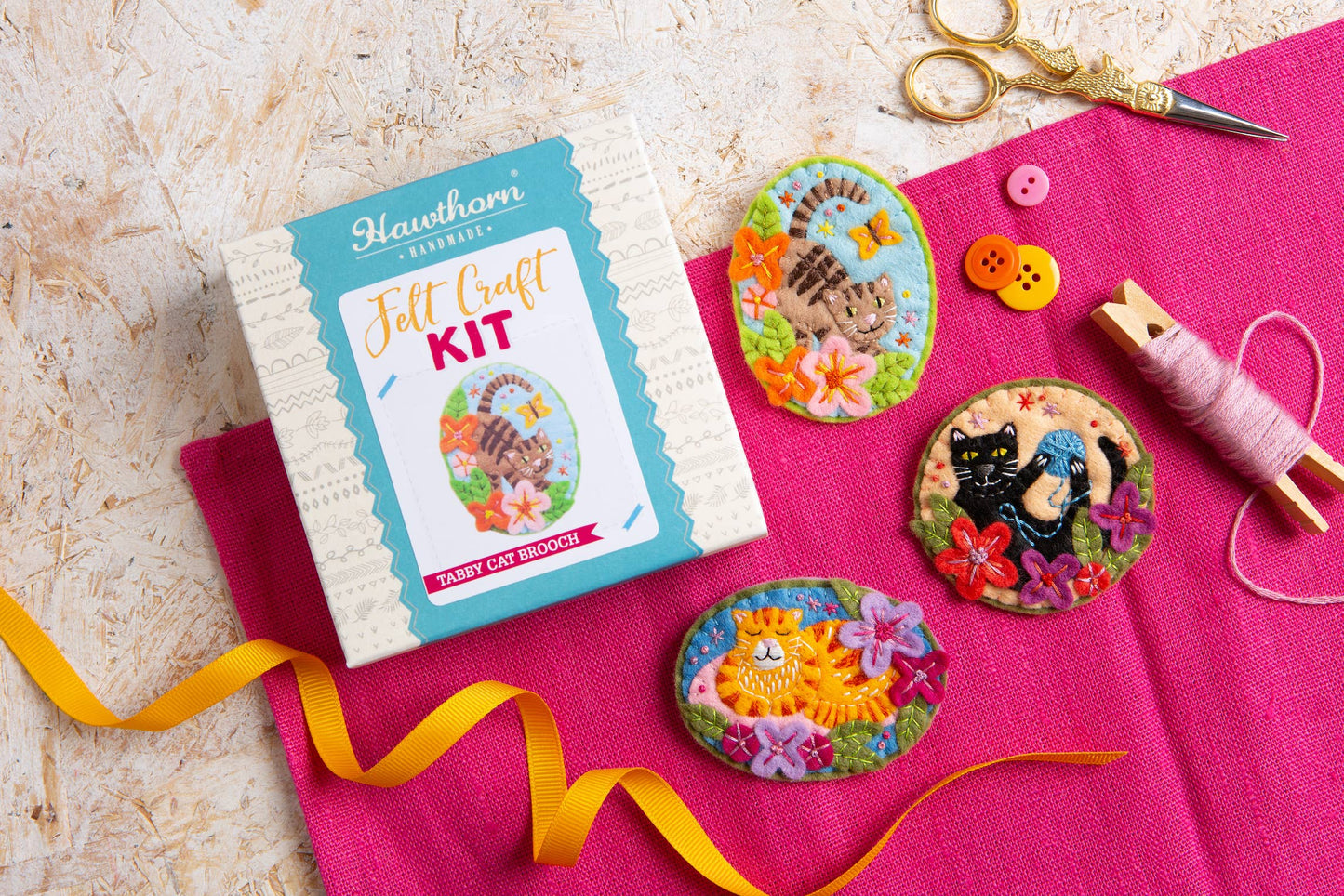 Tabby Cat Felt Craft Brooch Kit | Complete Craft Kit