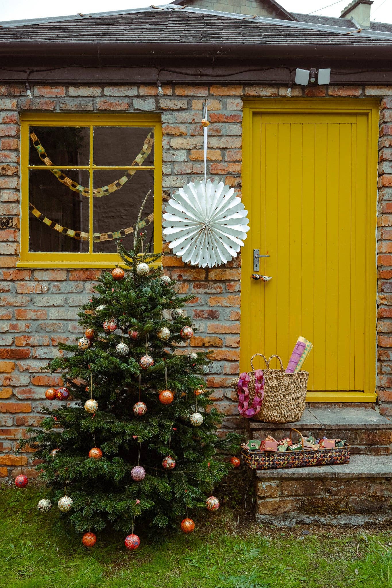 Yellow & Green Paper Chain Kit