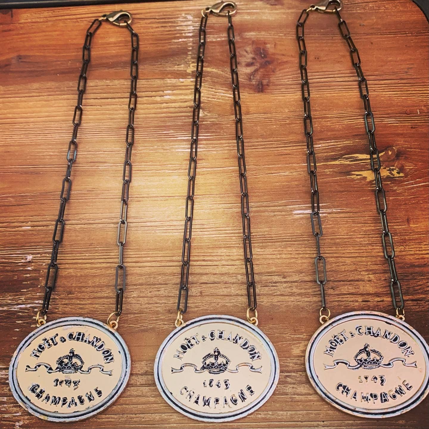 Champagne: Burnished Silver/Bronze