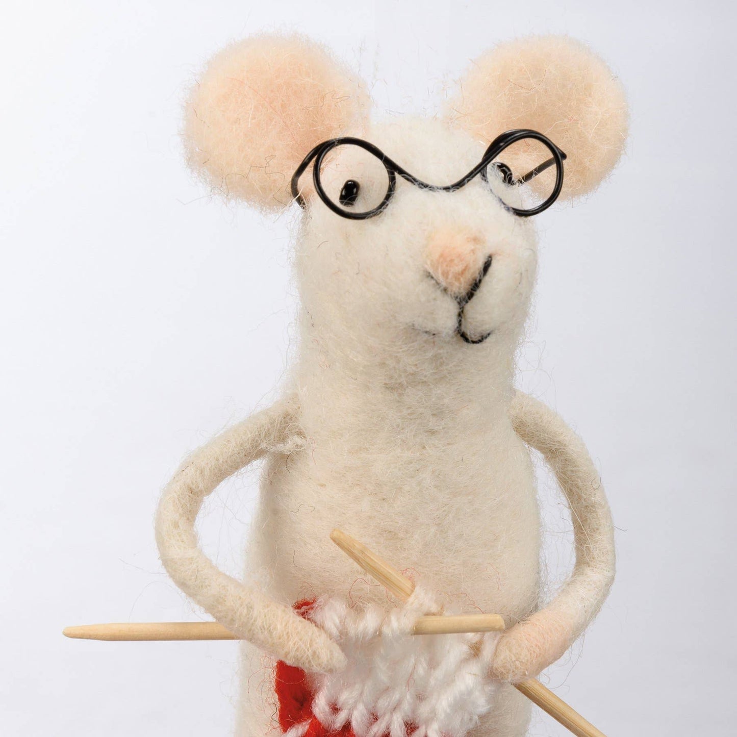 Knitting Mouse Critter