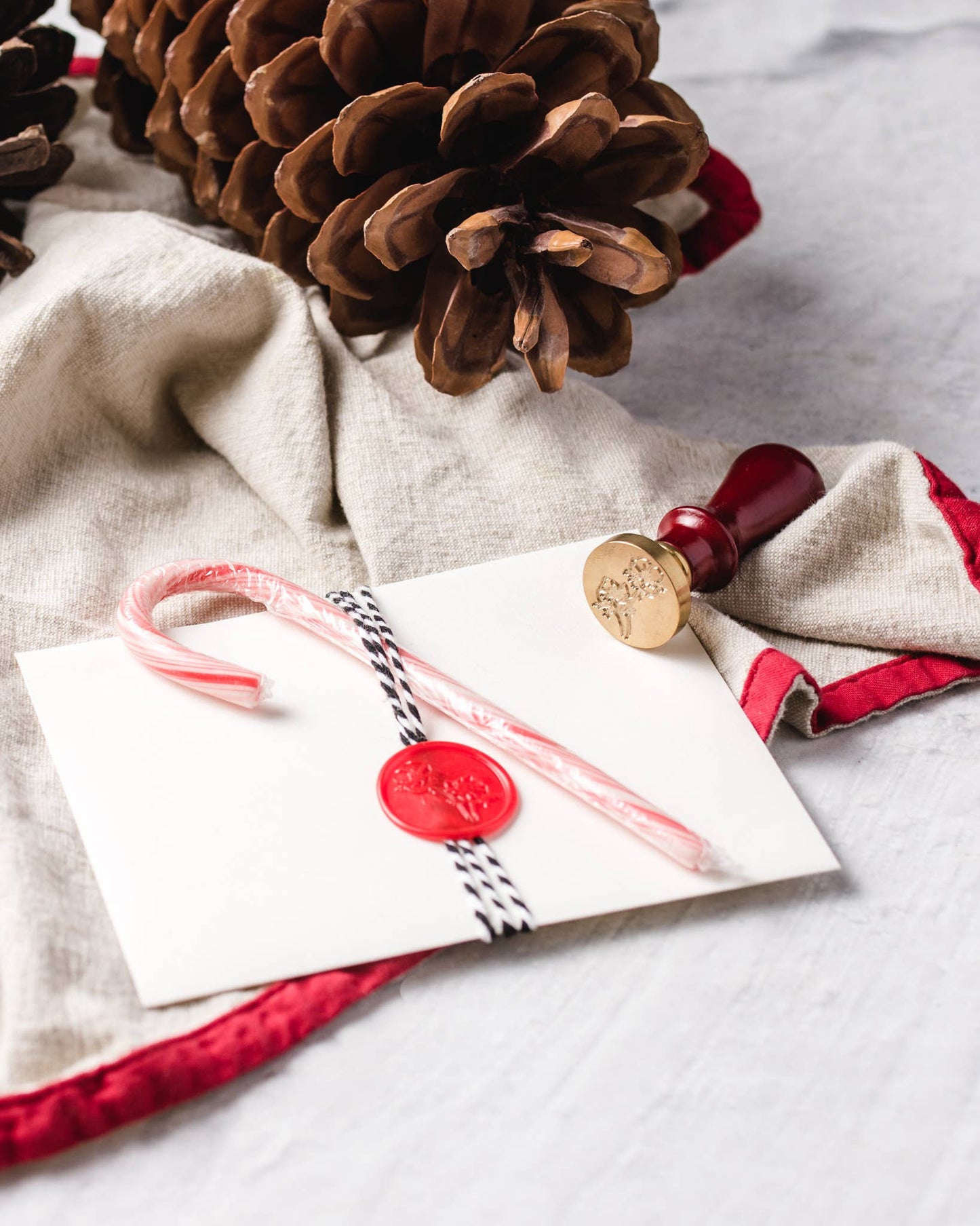 Poppy: Wax seal stamp and wax stick set