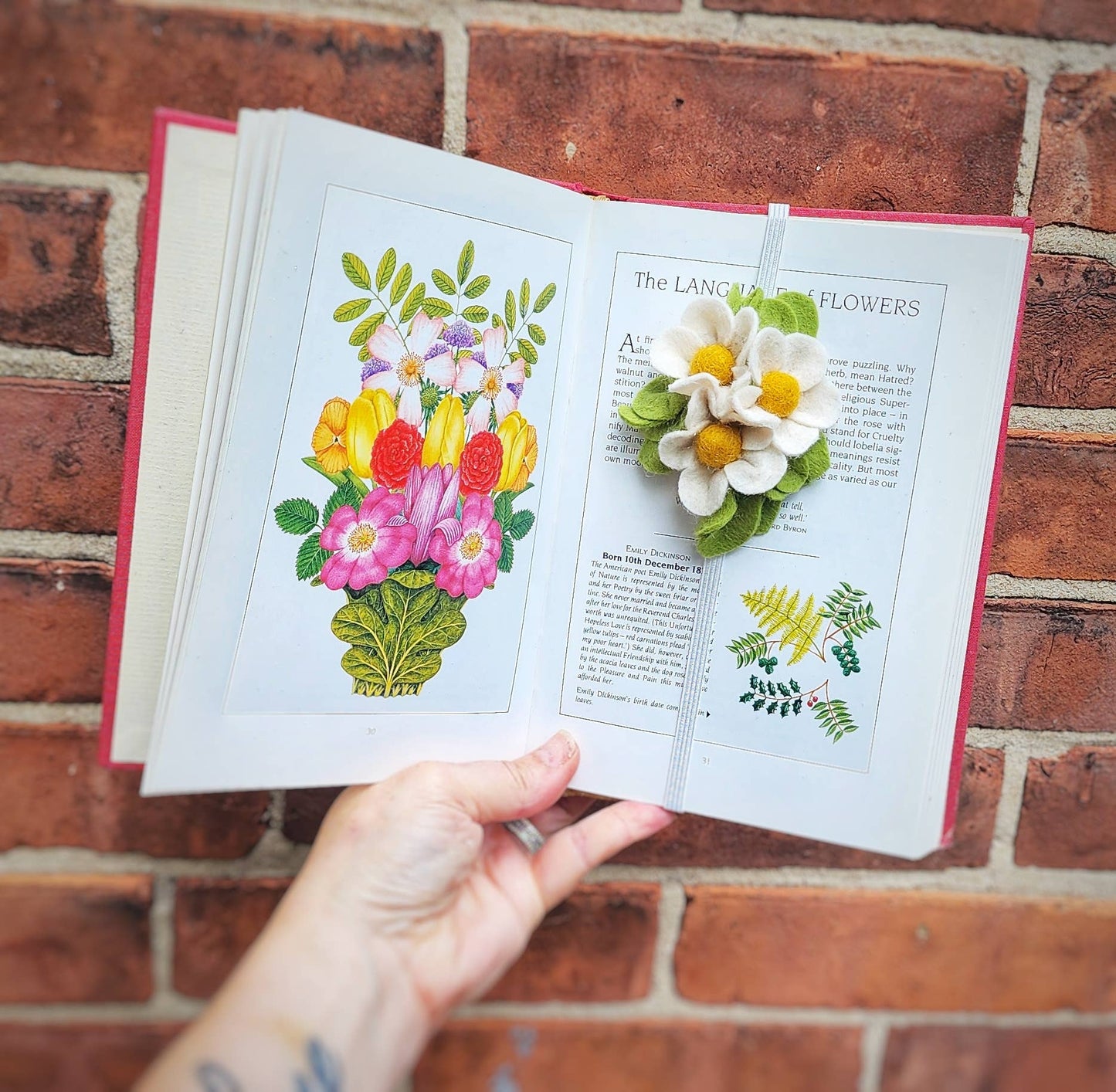 Felt Bookmark - Daisies