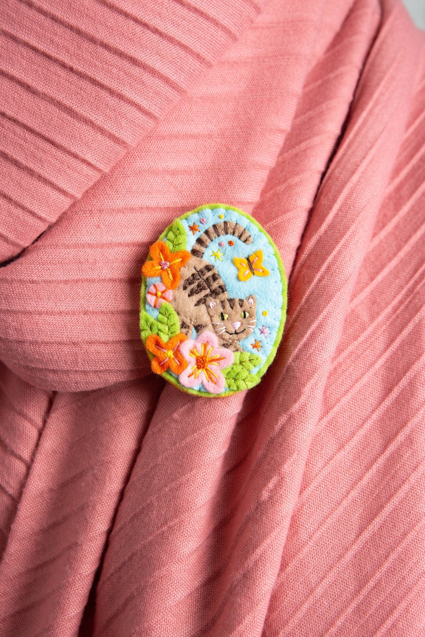 Tabby Cat Felt Craft Brooch Kit | Complete Craft Kit