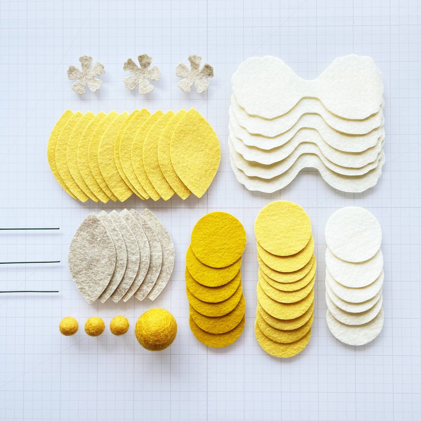 Felt Flower Floral Trio Craft Kit | Gold Rush