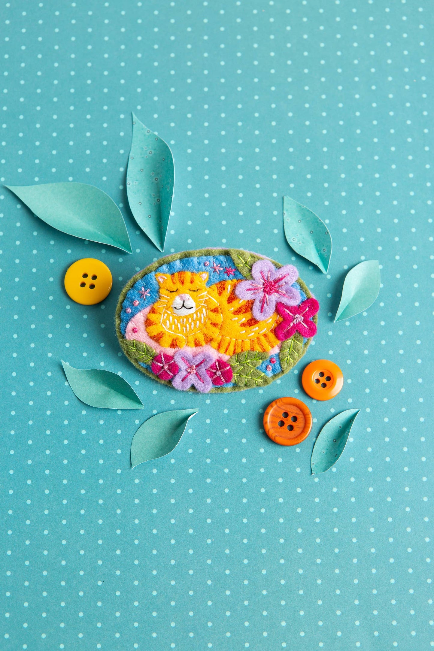 Ginger Cat Felt Craft Brooch Kit | Complete Craft Kit