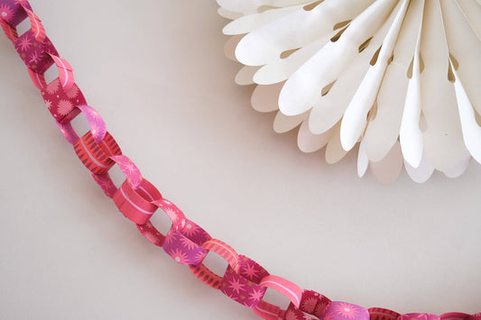 Pink & Red Paper Chain Kit