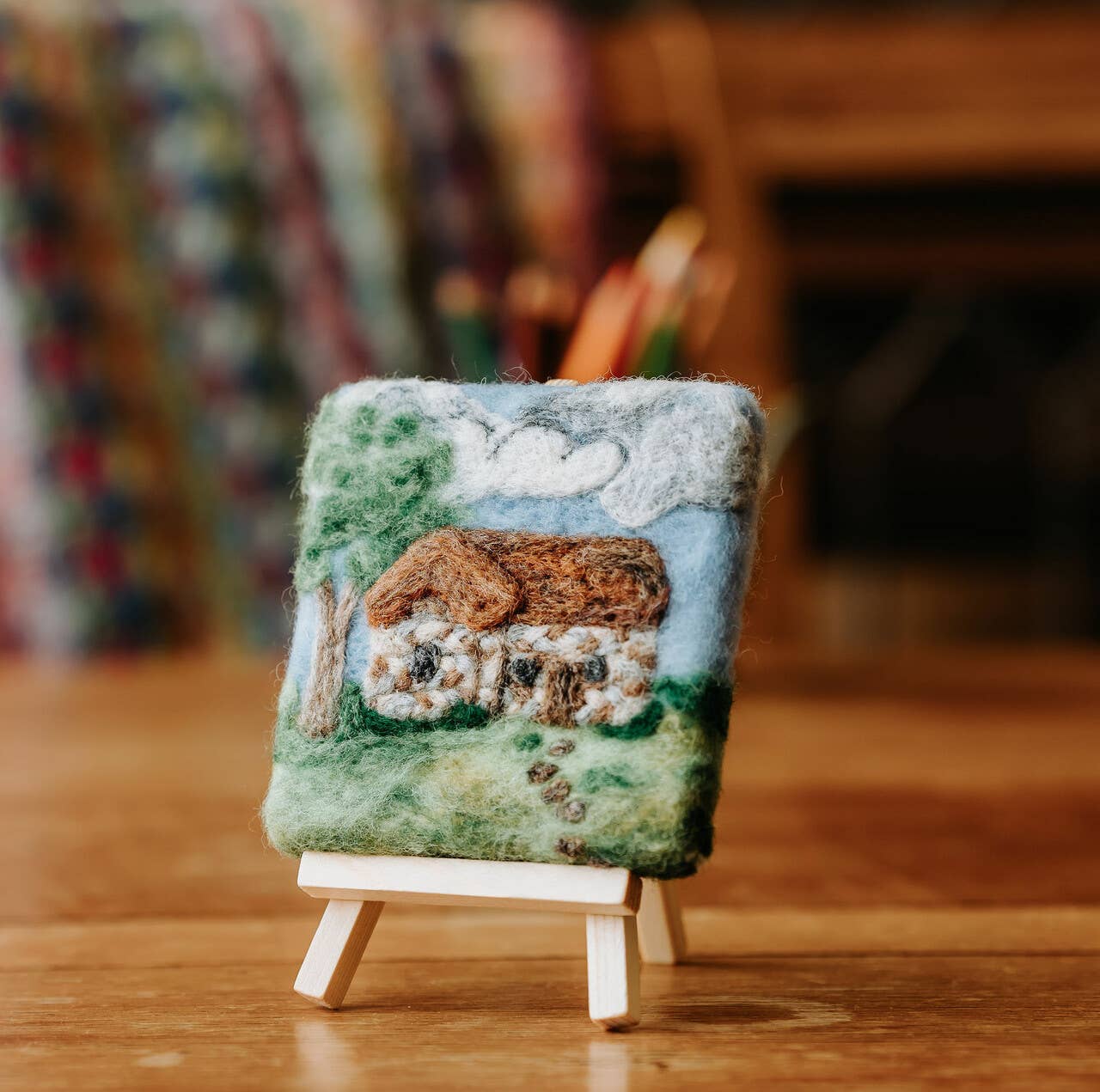 Paint with Wool:Mini Masterpiece Old Stone Cottage Craft Kit