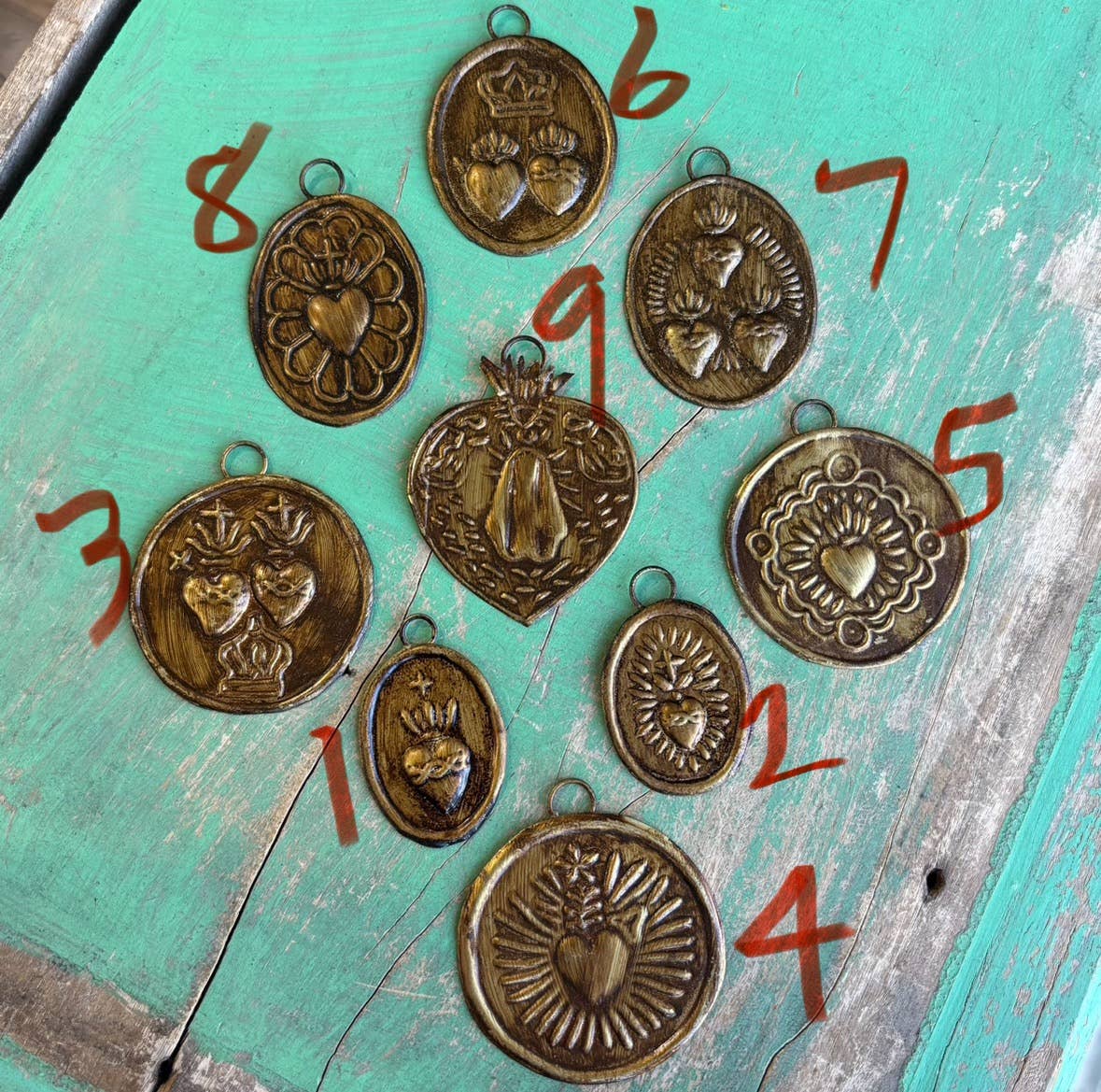 Brass Medallions: Round Flower Heart