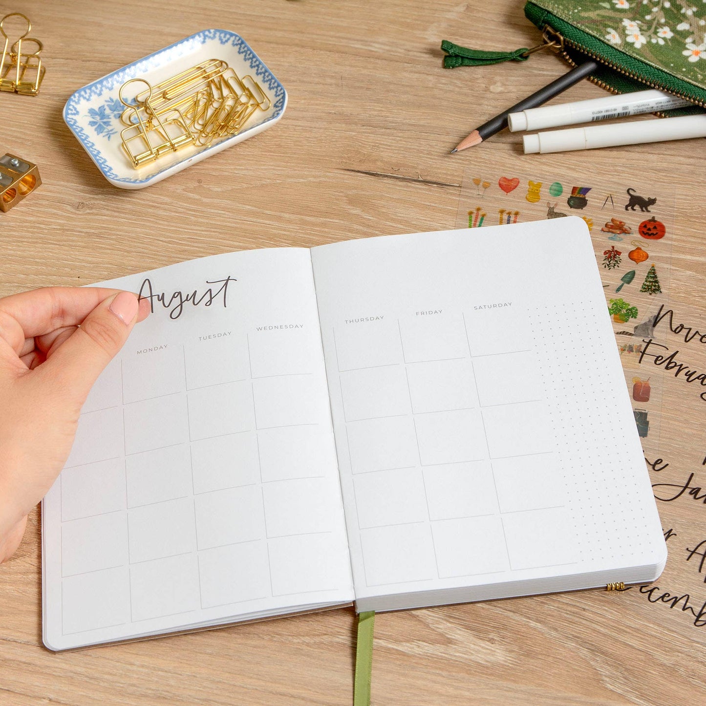 Clio Petite Planner: Undated