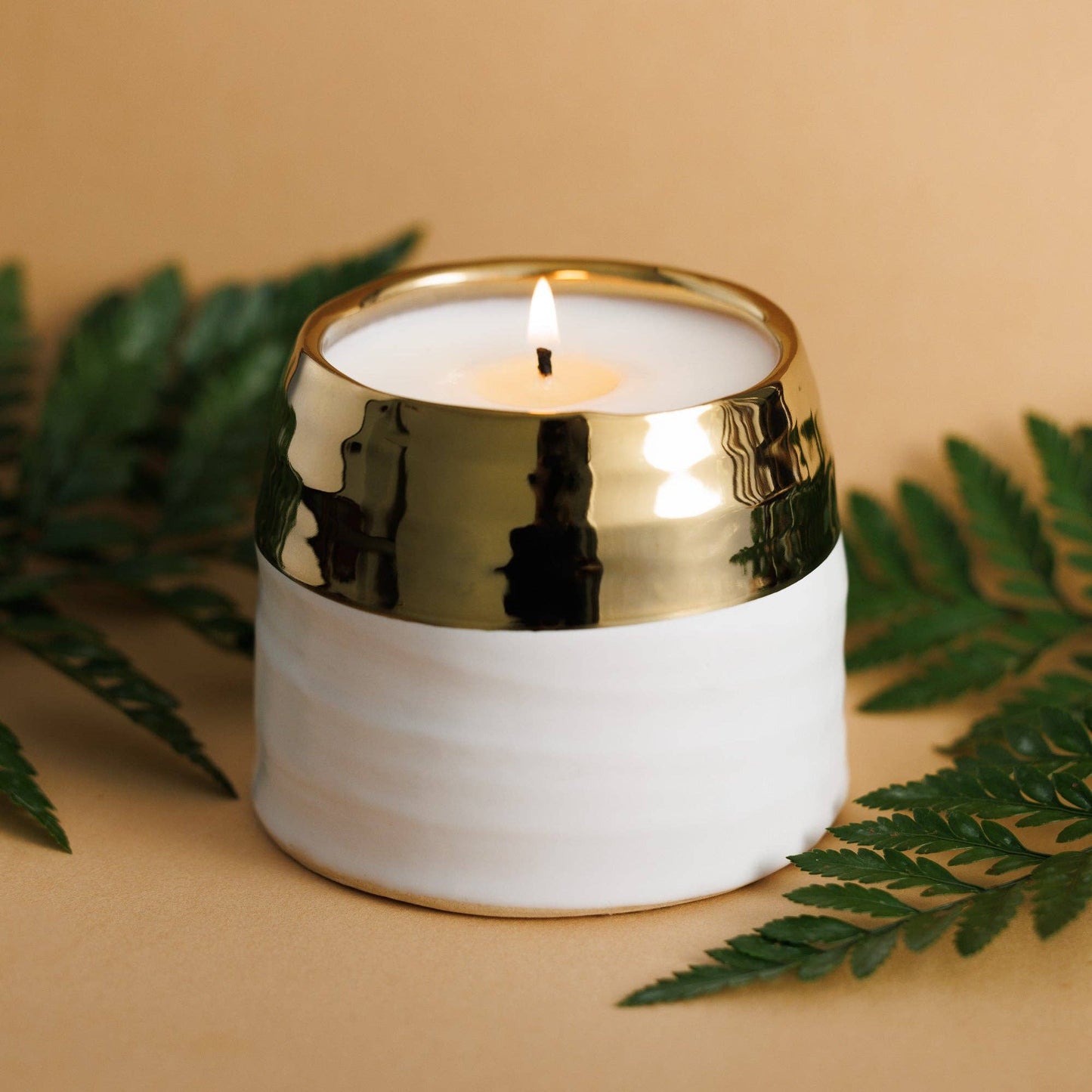 Clara: Sandalwood + Vanilla