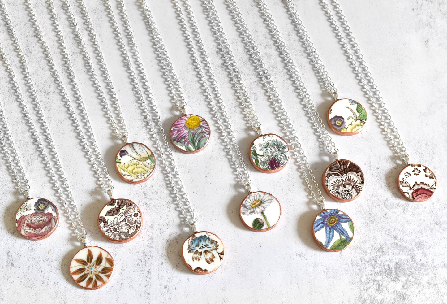 Broken Plate Circle Necklace : Mixed Patterns / Rose Gold Porcelain Paint Edge (standard)