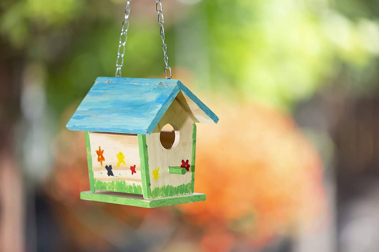 Beetle & Bee Build A Bird Bungalow, Backyard Birdhouse Kit
