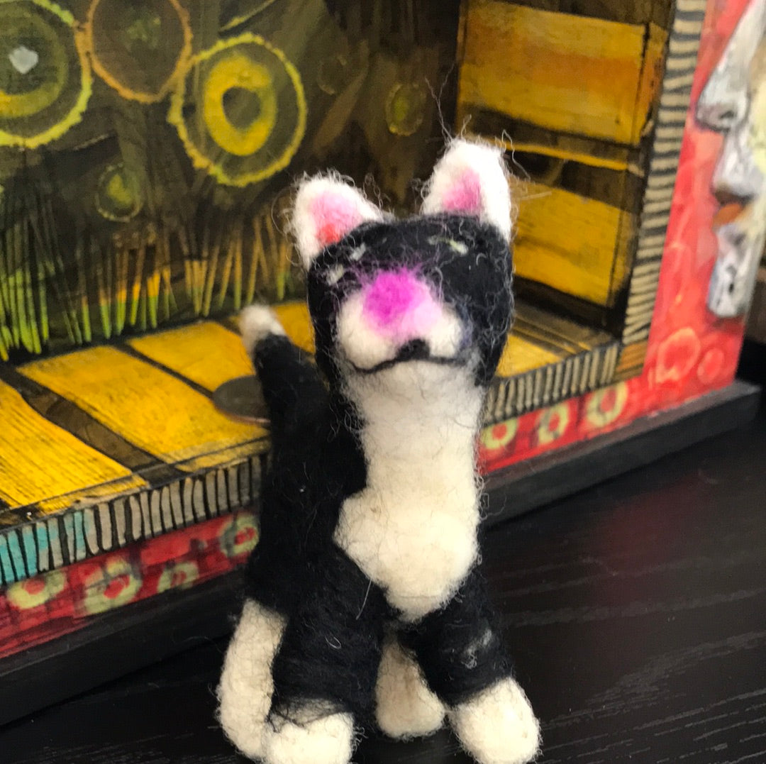 Felted Critters by Beth Nash-CAT