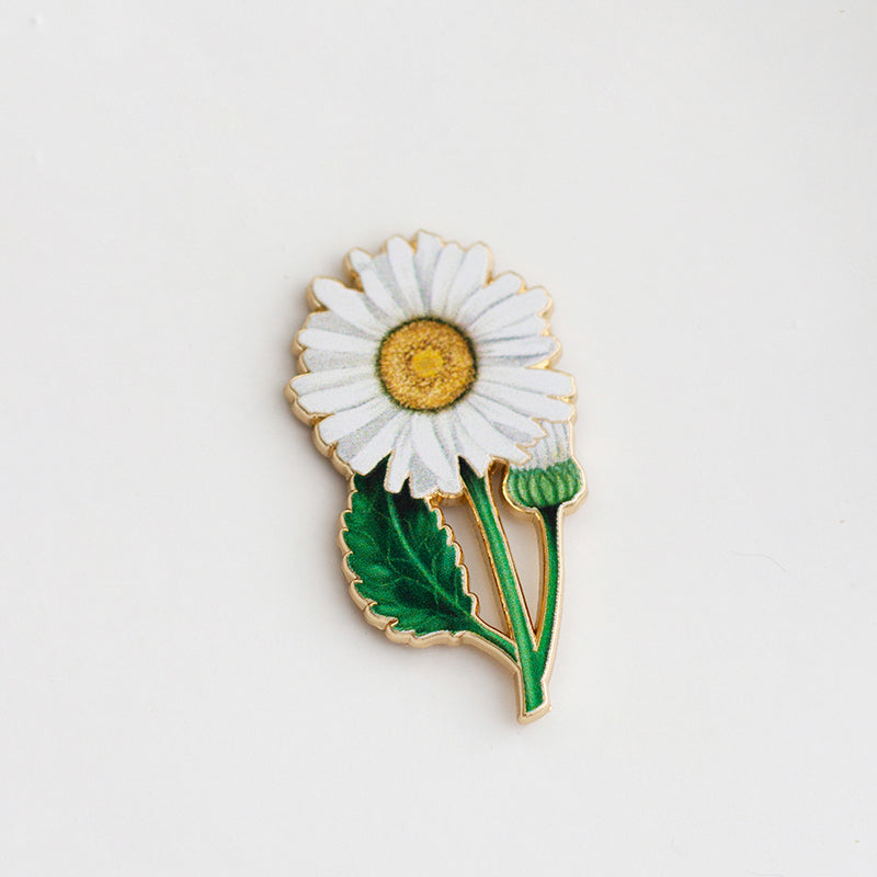 Shasta Daisy Floral Enamel Pin | April Birthday Month Flower