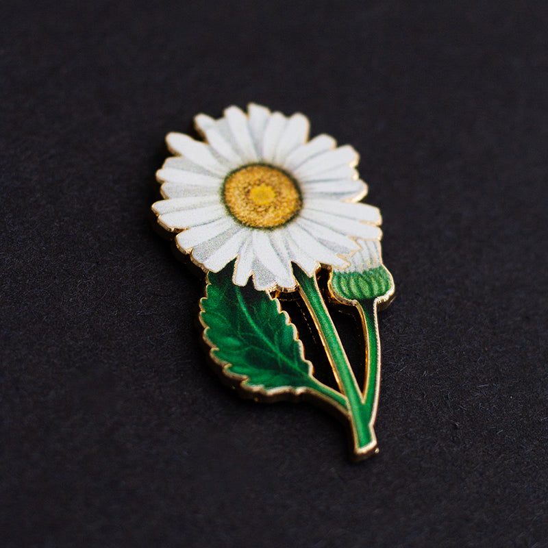 Shasta Daisy Floral Enamel Pin | April Birthday Month Flower