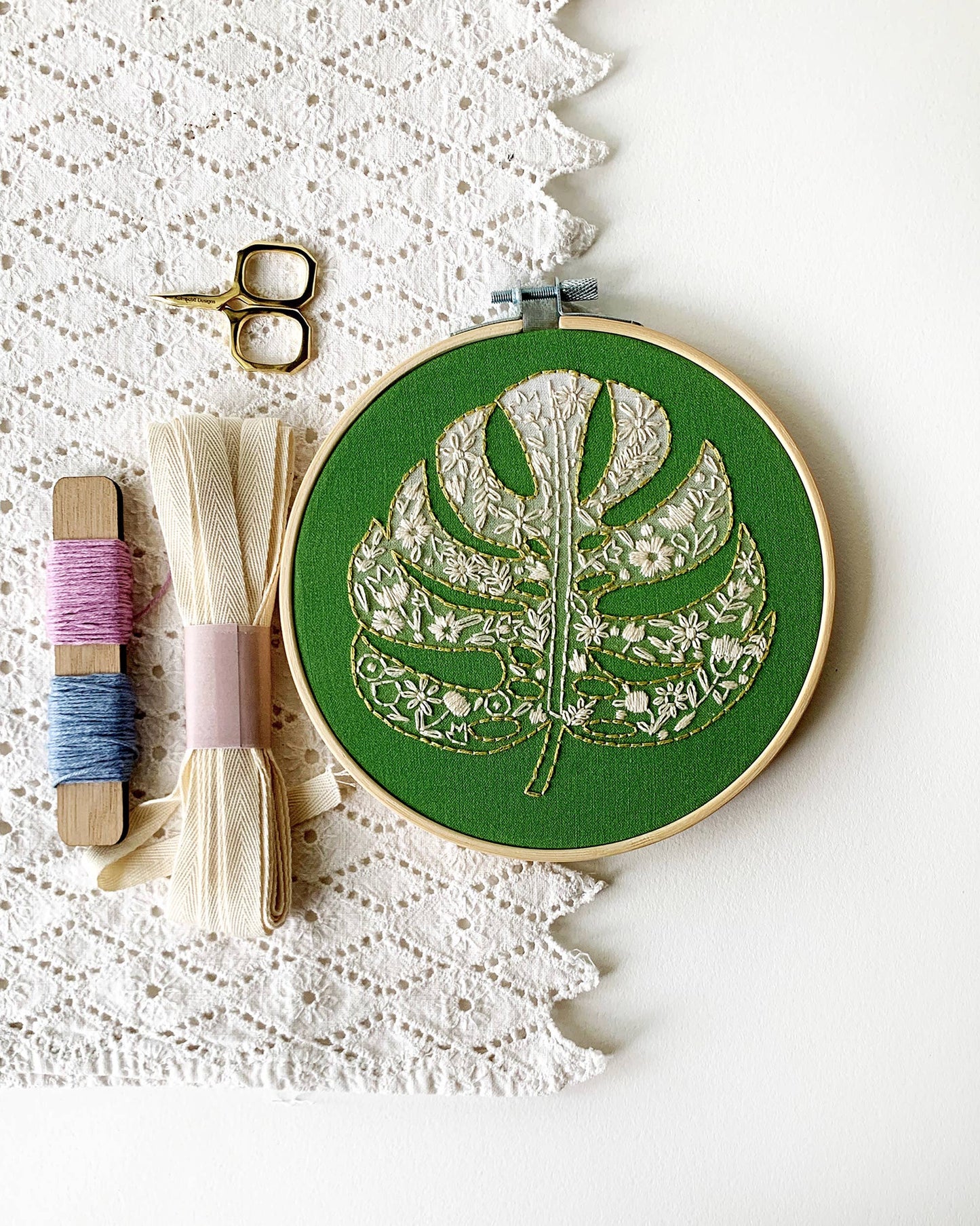 Monstera Embroidery Kit